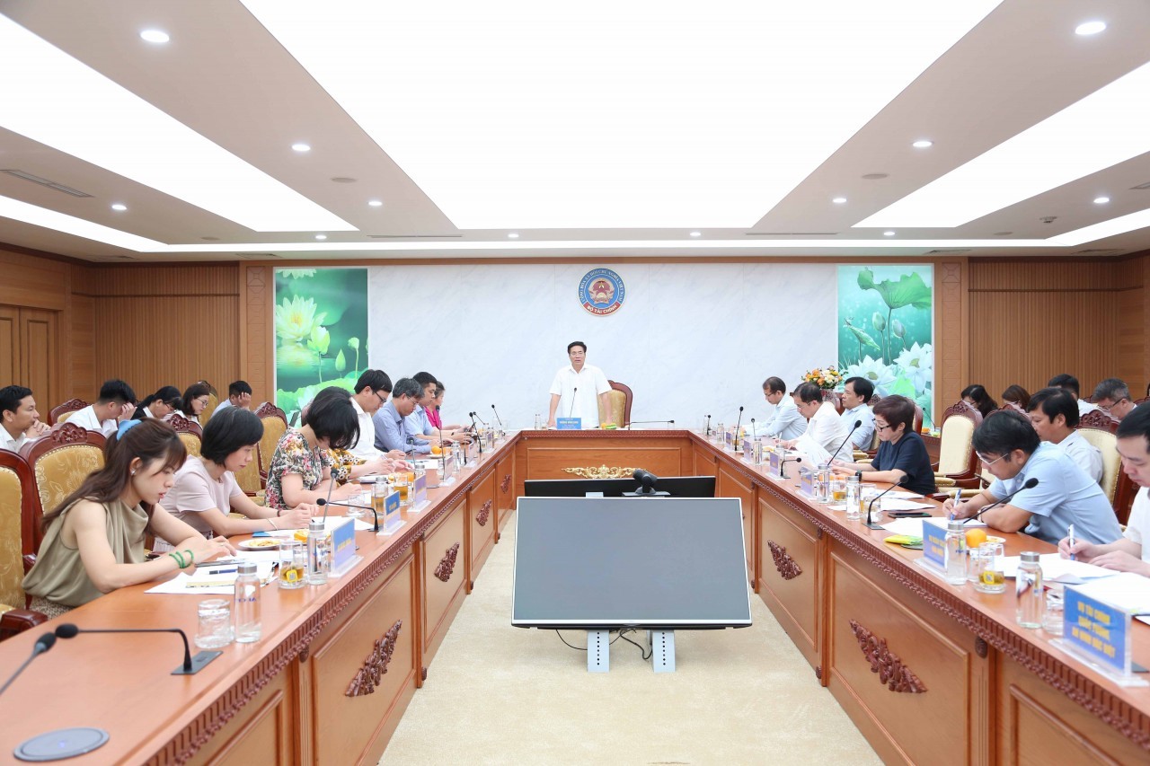 Chuyên đề: Bộ Tài chính đề xuất giải pháp hạn chế địa phương xin điều chỉnh dự toán vay lại