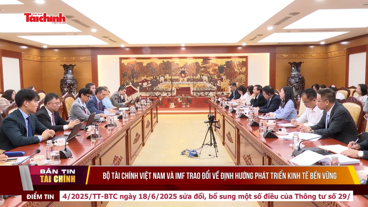 Bộ Tài chính Việt Nam và IMF trao đổi về định hướng phát triển kinh tế bền vững