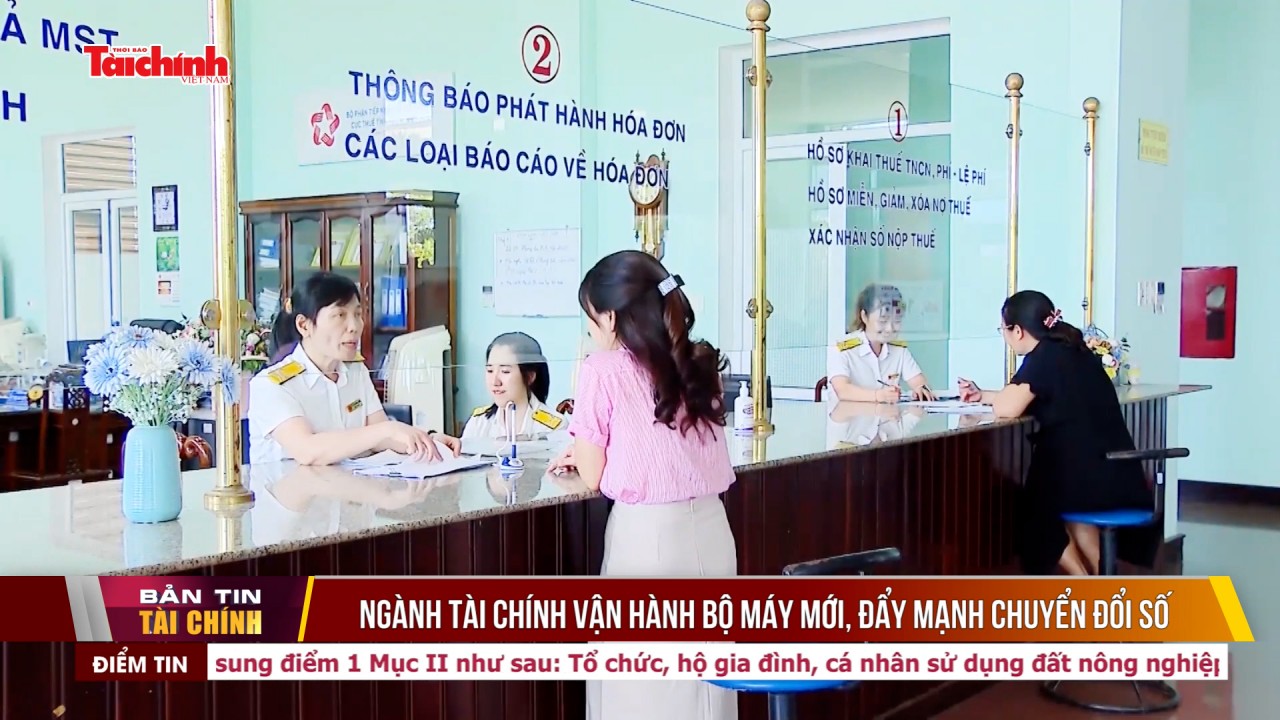 nganh tai chinh van hanh bo may moi day manh chuyen doi so