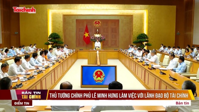 Thủ tướng Chính phủ Lê Minh Hưng làm việc với lãnh đạo Bộ Tài chính
